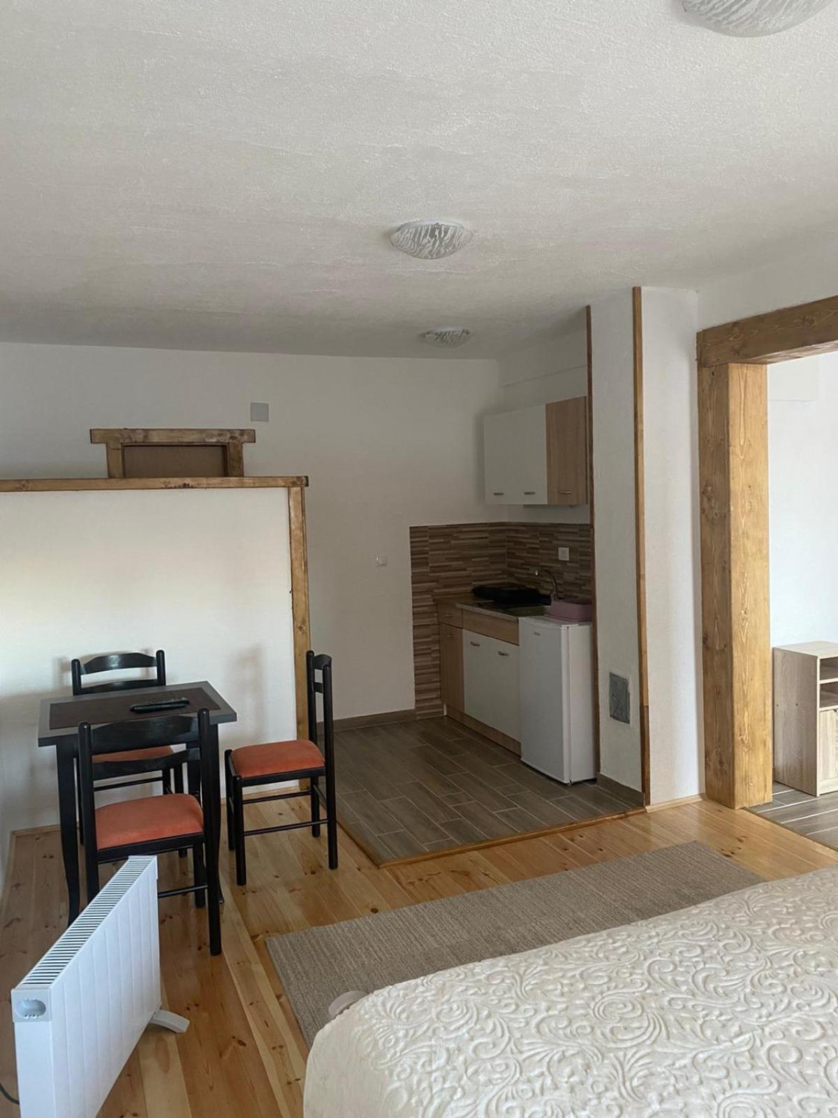 Studio Apartmani V&V جابلياك المظهر الخارجي الصورة